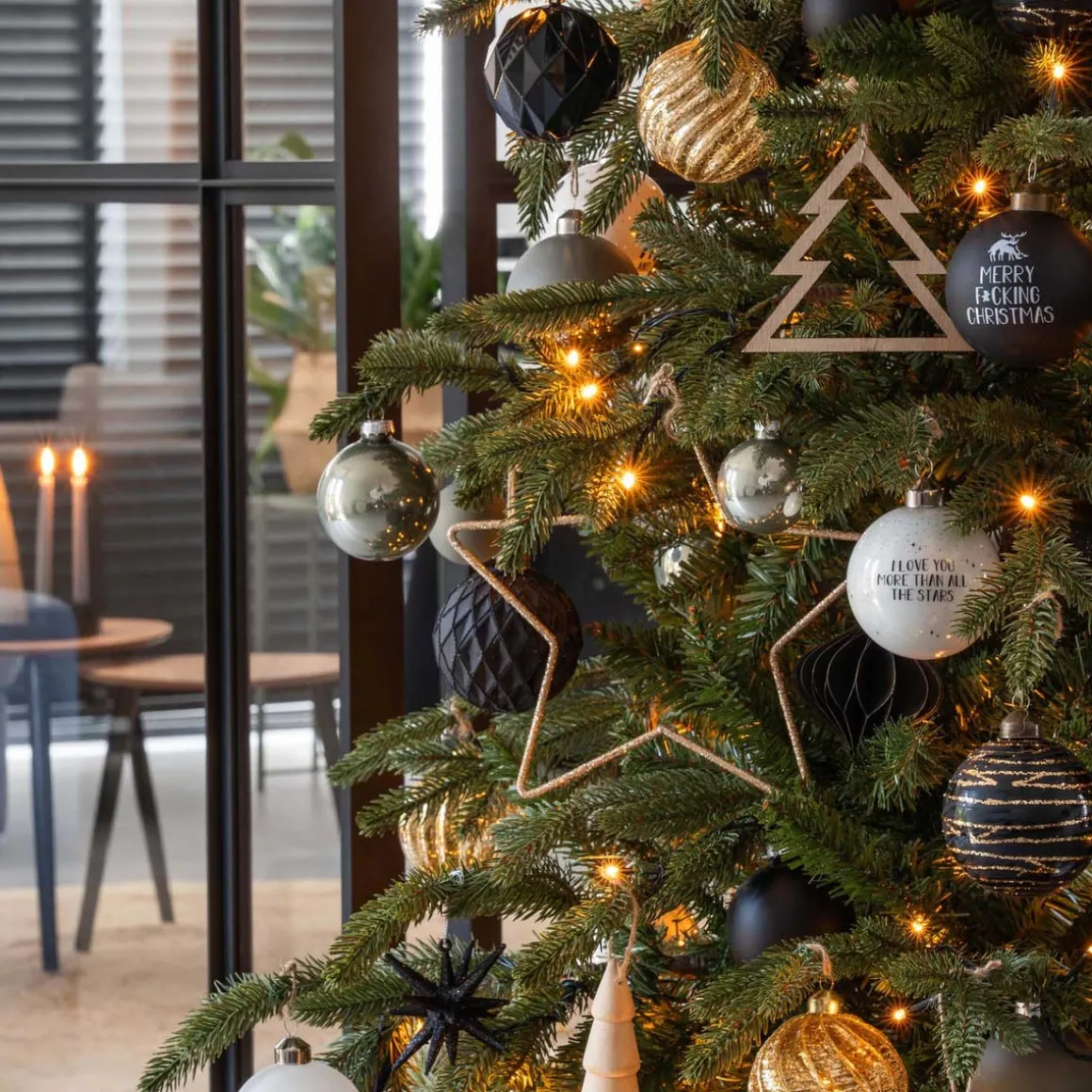 Besondere Weihnachtskugel „Love You More“, Weiß, Glas, 8 Cm