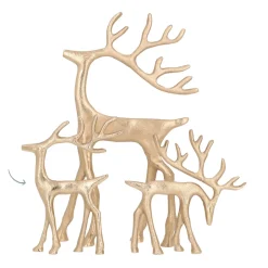 Goldenes Rentier Mit Erhobenem Kopf