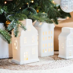 Großes Weißes Grachtenhaus Für Weihnachten