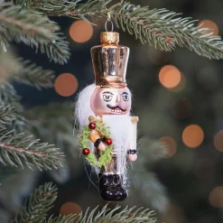 Handgemachter Nussknacker-Anhänger Aus Glas Für Ein Klassisches Weihnachten