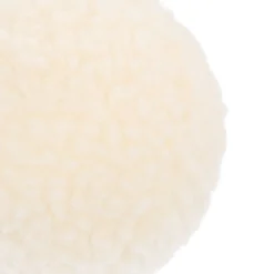 Kuschelige Teddy-Kugel In Weiß