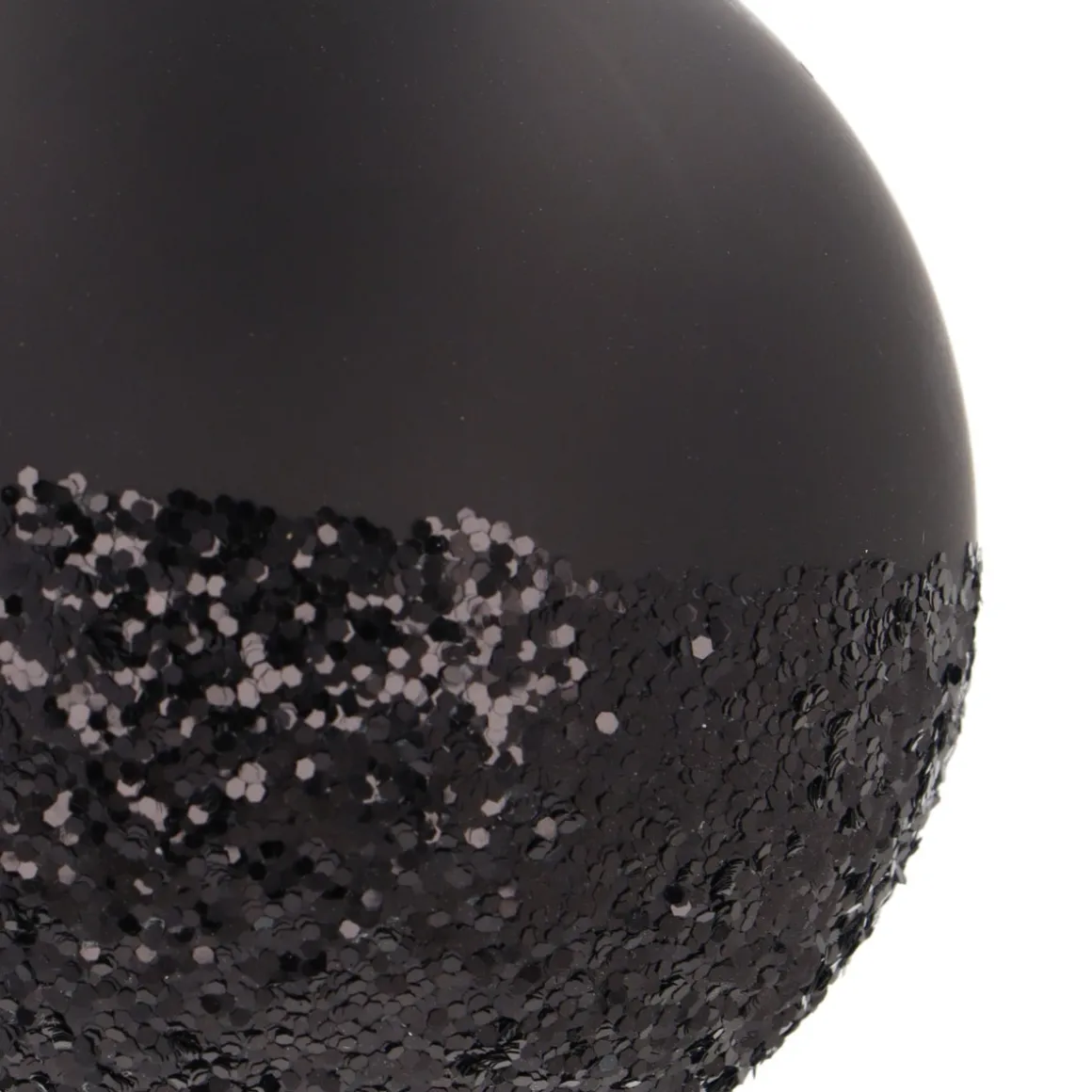 Mattschwarze Weihnachtskugel Mit Schwarzem Glitzerdekor