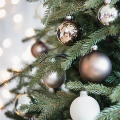 Moderne Scandi Natural Weihnachtskugel-Set 44 Stück In Praktischer Box