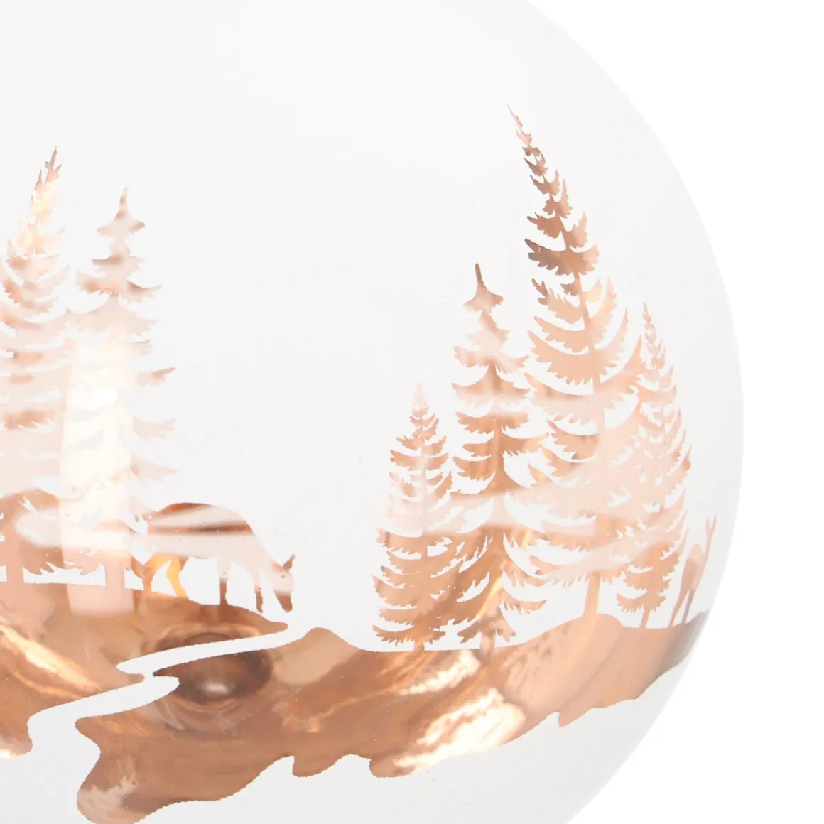 Weiße Weihnachtskugel Mit Bezaubernder Winterlandschaft