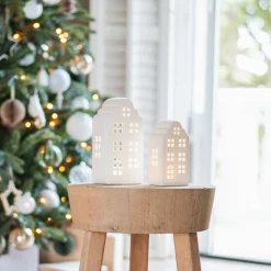 Weißes Grachtenhaus Für Weihnachten