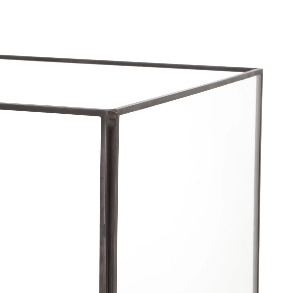 Windlicht Mit Metallrahmen Und Glas