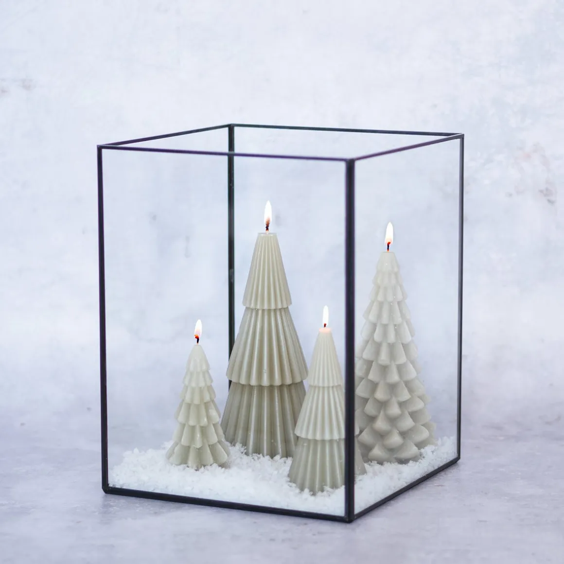 Windlicht Mit Metallrahmen Und Glas